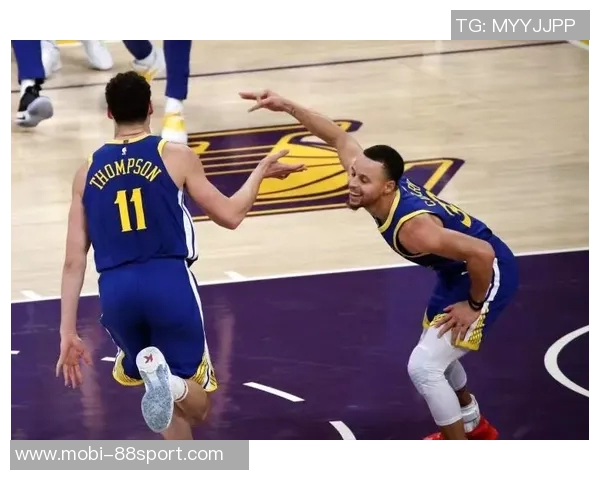 克莱谈勇士情感变化：职业篮球中对手关系的真实感受