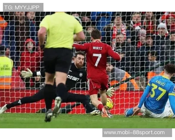 外媒评英超夏窗最差引援名单维尔茨居首伊萨克第五红军占三席